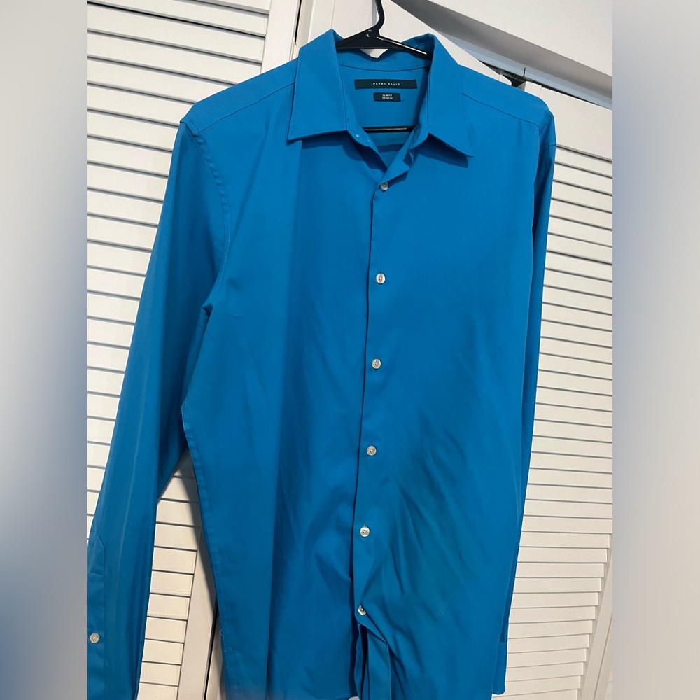 Men’s Slim Fit Button Up